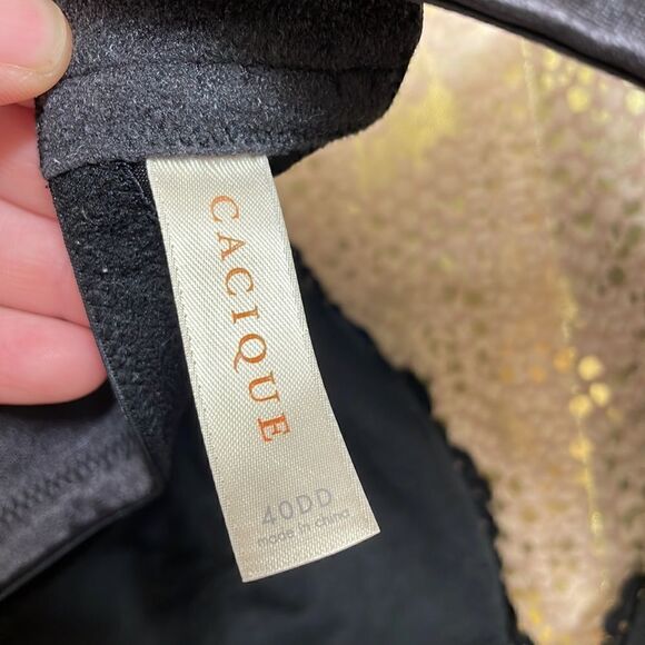 Cacique Lane Bryant black lace underwire bra, size 40DD - Picture 5 of 6